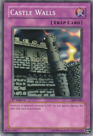 Image of Castle Walls (SDK-049) - Starter Deck: Kaiba Unlimited