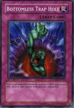 Image of Bottomless Trap Hole (SDDE-EN032) - Structure Deck: The Dark Emperor Unlimited