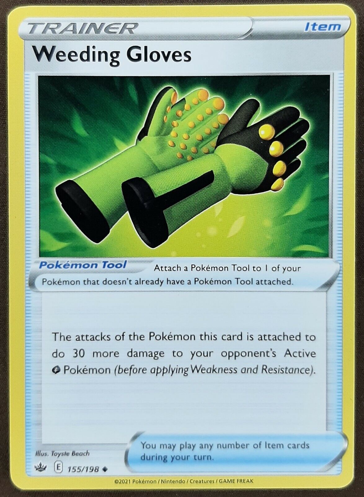 Weeding Gloves 155/198 Chilling Reign Pokemon Trainer