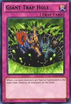 Image of Giant Trap Hole (Green) (DL16-EN017) - Duelist League Promo Unlimited