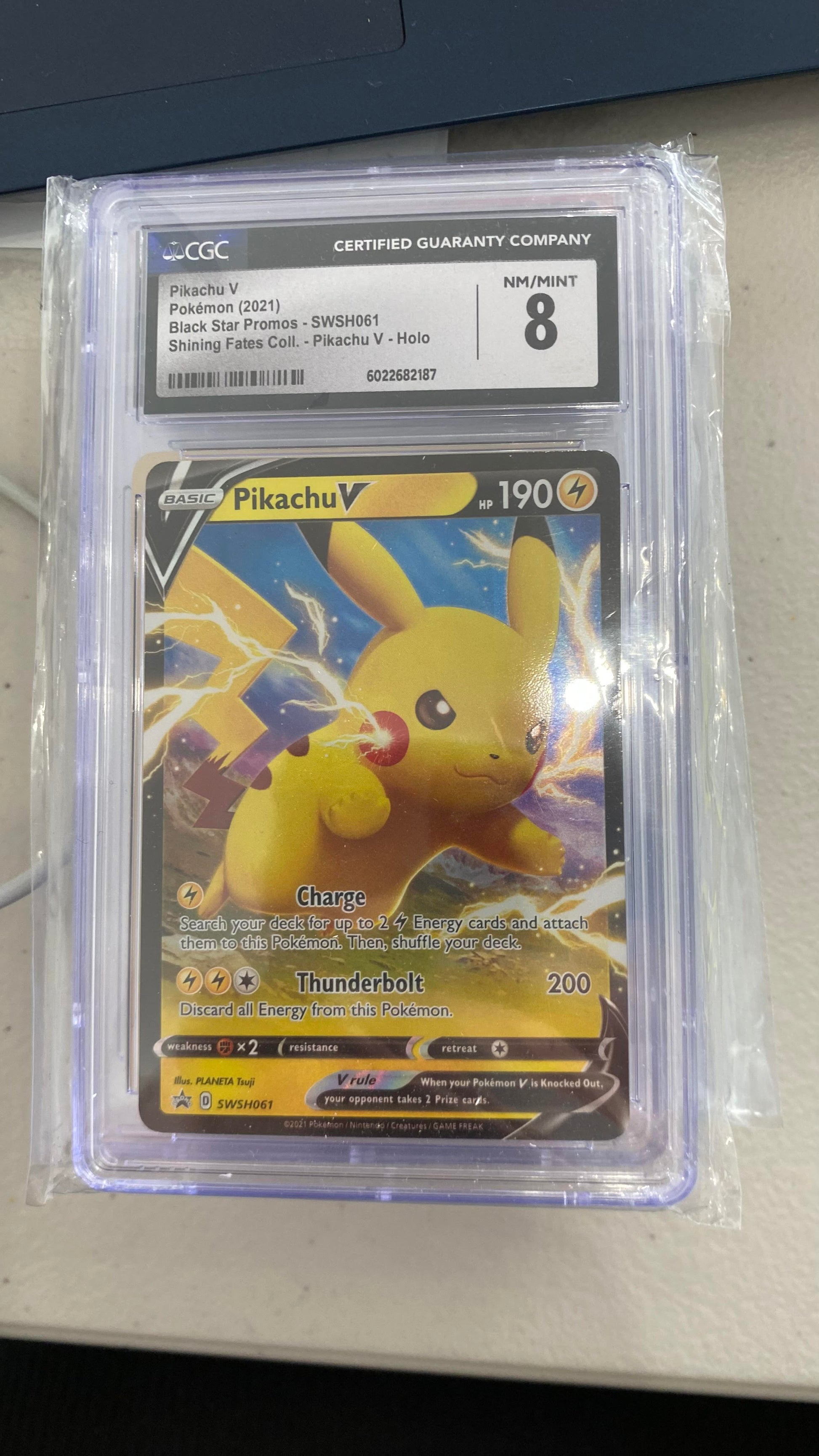 CGC: Grade 8 - Pikachu V - SWSH061 - Black Star Promos - Shining Fates